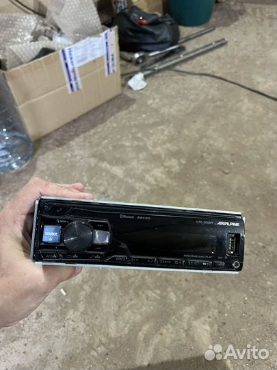 Магнитола alpine ute 200 bt