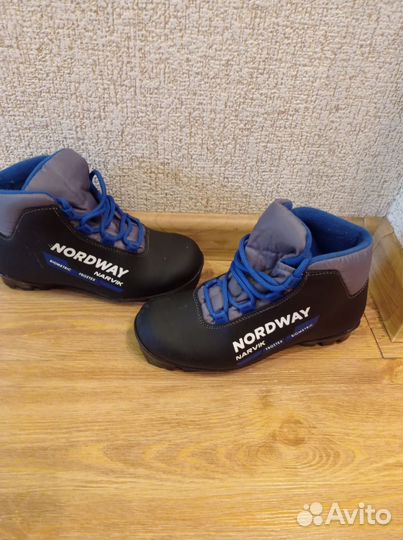 Лыжные ботинки 35 размер