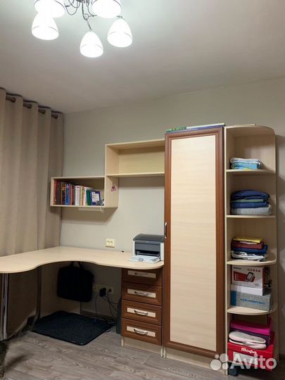 Школьный уголок