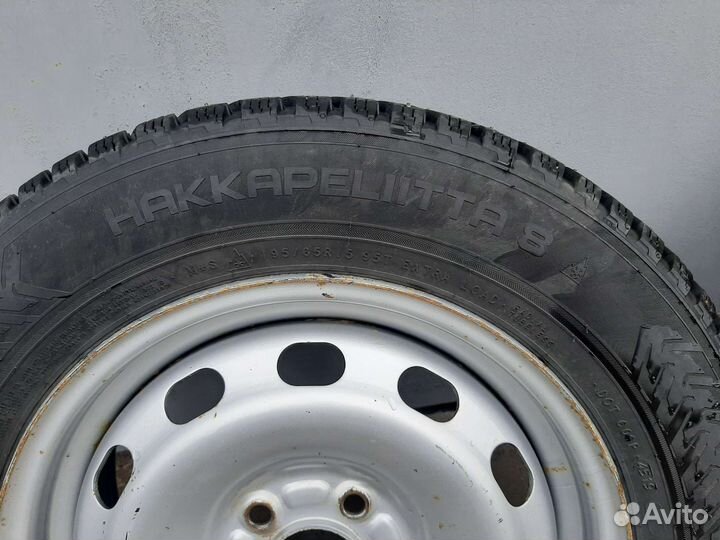 Nokian Tyres Hakkapeliitta 8 195/65 R15