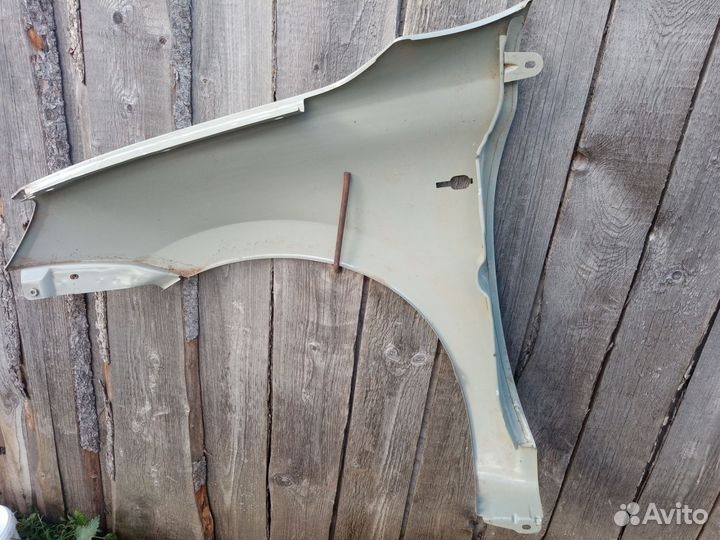 Крыло LADA granta 1