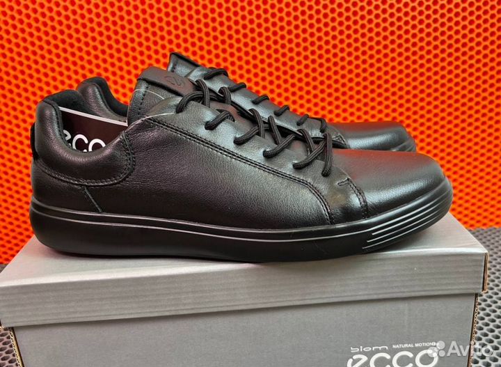 Кроссовки Ecco долговечные
