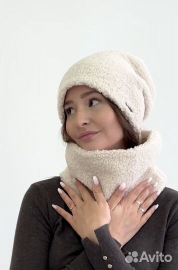 Комплект шапка и снуд женский