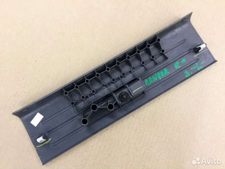 Накладка на порог внутренняя задняя Форд Ренджер