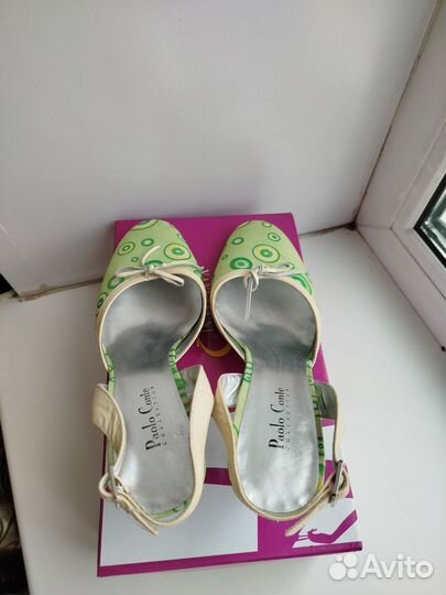 Босоножки женские