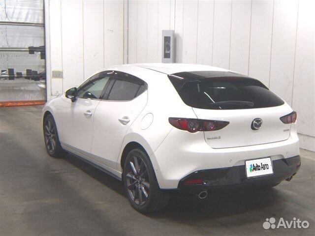 Mazda 3 1.5 AT, 2021, 18 000 км