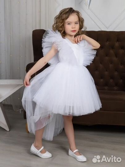 Платье праздничное