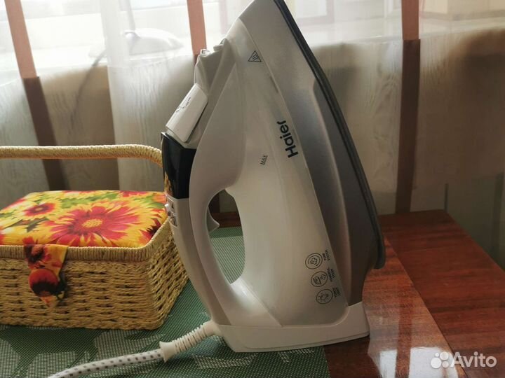 Утюг haier