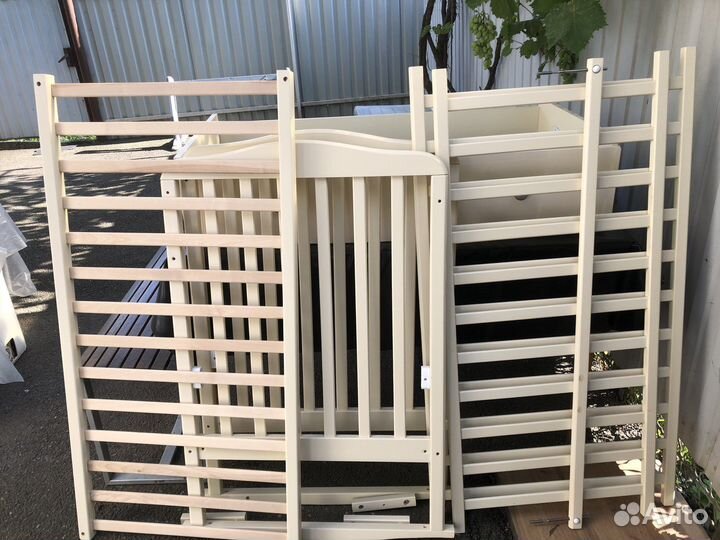 Кроватка детская с ящиком для белья