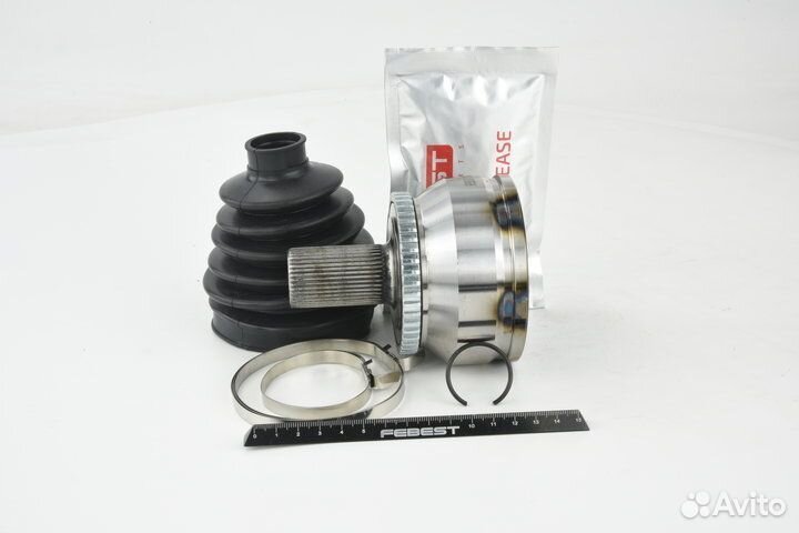 Шрус внешний перед прав/лев 2710XC90A48 Febest