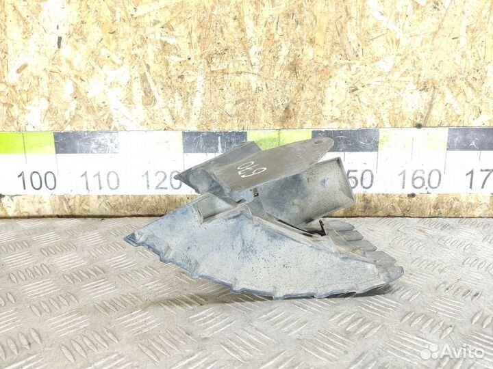 Кронштейн другой Mitsubishi Lancer 10