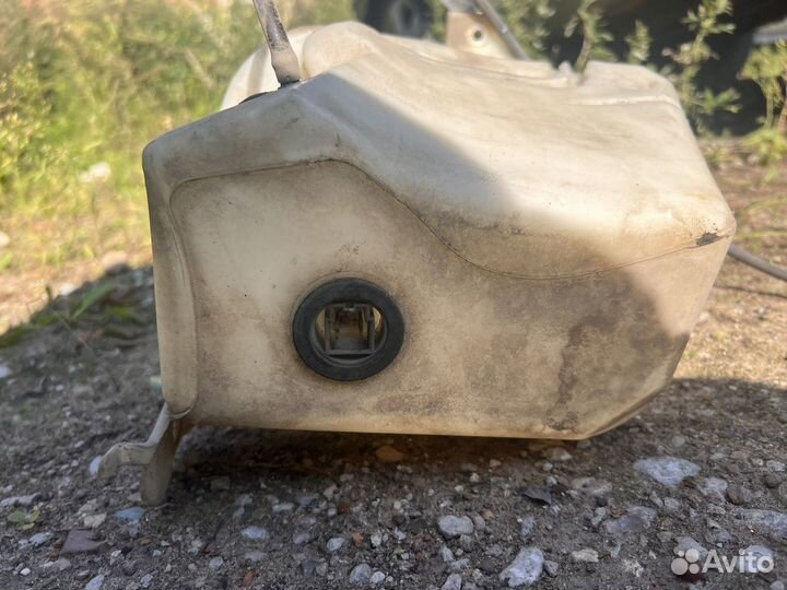 Бачок омывателя nissan primera p12