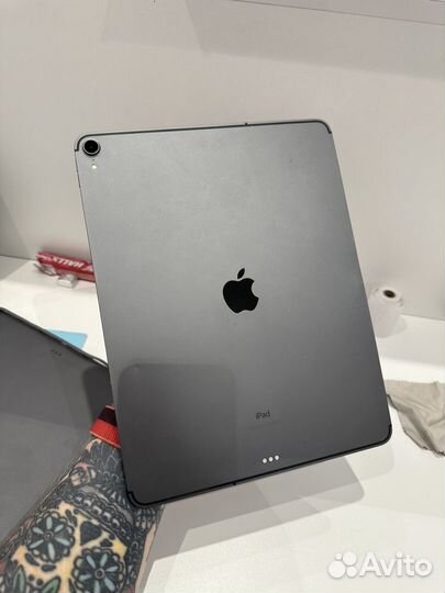 iPad Pro 12.9 1Тб + симка (3е Поколение 2018)