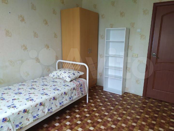 Комната 10 м² в 3-к., 8/10 эт.