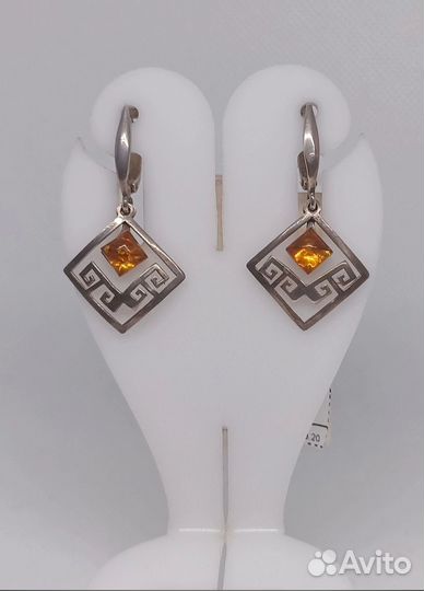 Серебряные серьги и кольца