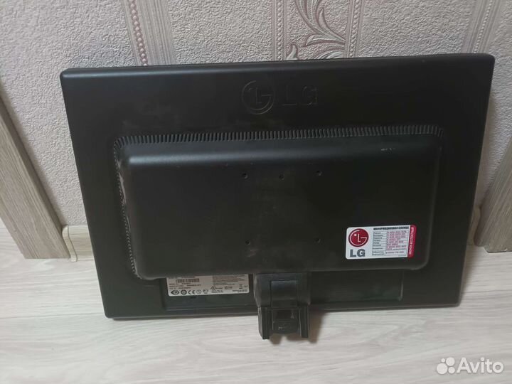Монитор LG (на запчасти)