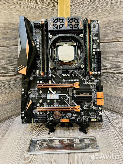 Комплект Huananzhi x99 2011 Xeon 2666v3 32gb DDR4
