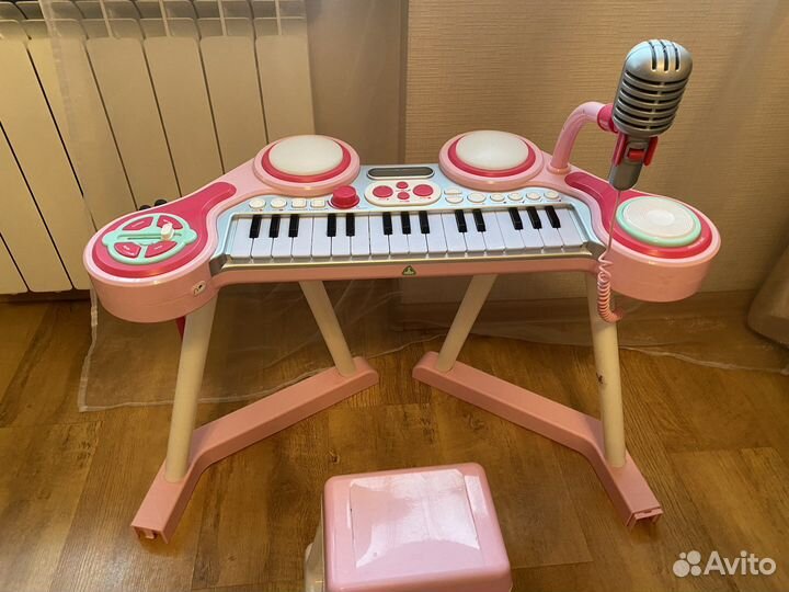 Синтезатор детский с микрофоном Elc