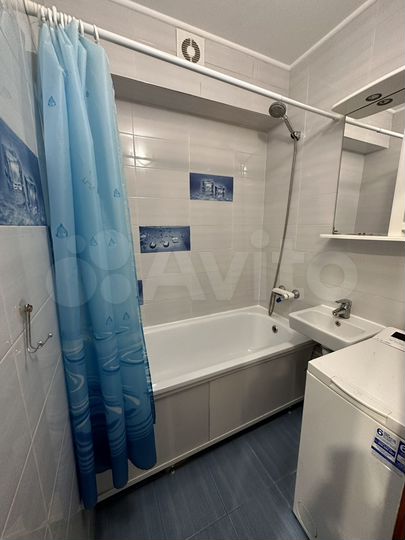 3-к. квартира, 60 м², 2/5 эт.