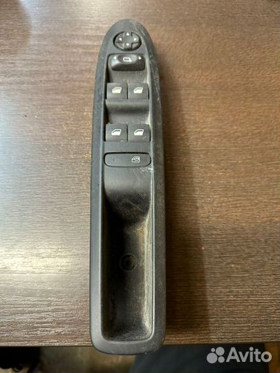 Блок стеклоподъемников Citroen C4 B7 седан