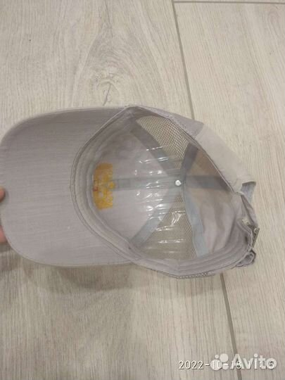 Кепка новая