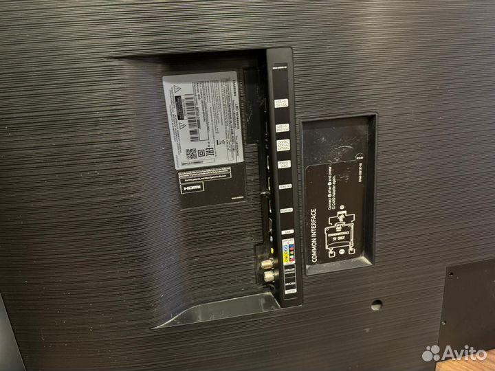 Телевизор Samsung на запчасти модель UE55MU6450U