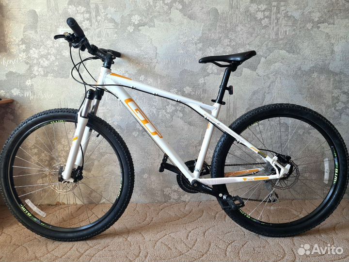 Gt avalanche sport 27.5