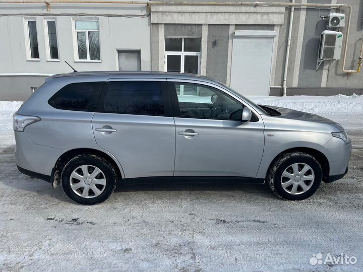 Mitsubishi Outlander 2.0 CVT, 2014, 216 000 км