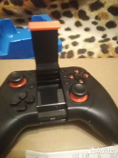 Геймпад на bluetooth