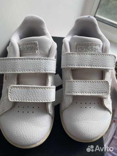 Кеды adidas для девочки