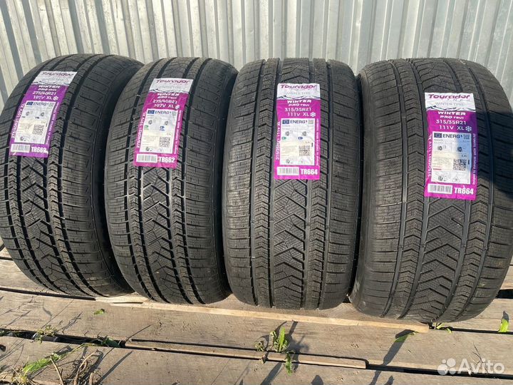Tourador Winter Pro TSU1 275/40 R21 и 315/35 R21
