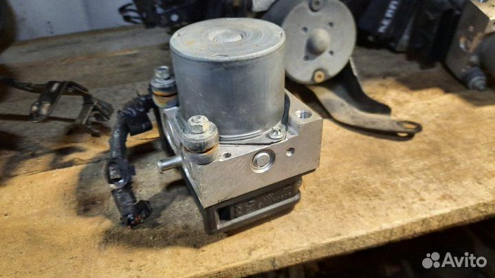 Блок управления abs Subaru Impreza Wrx Sti