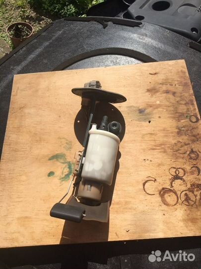 Бензонасос в сборе на Хюндай Соната (Тагаз)