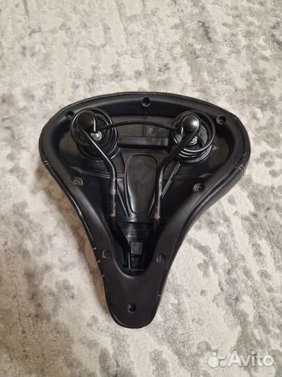 Седло для велосипеда широкое