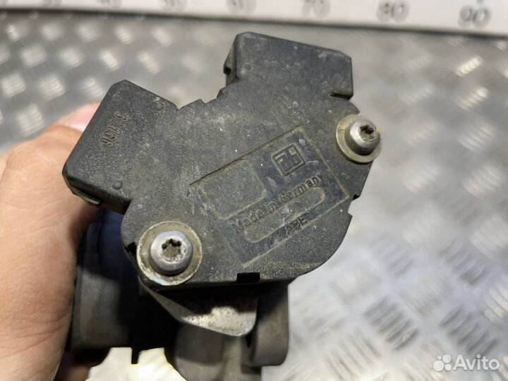 Б/У Заслонка дроссельная механическая VW Co#001