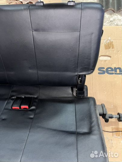 Третий ряд сидений mitsubishi pajero 4