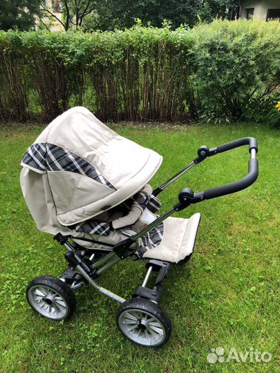 Коляска прогулочная