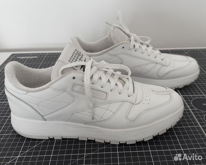 Maison Margiela Tabi x Reebok кроссовки