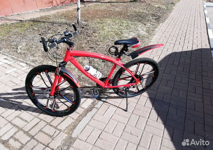 Велосипед на литых дисках