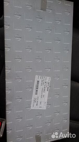 Nissan infiniti 24813VB300 Стекло