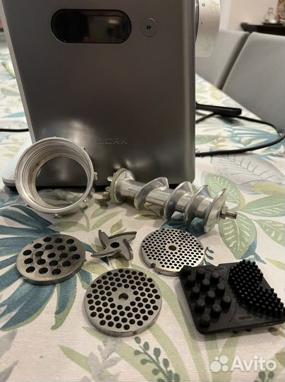 Мясорубка электрическая Bork M780