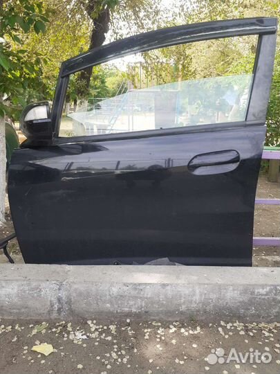 Дверь Honda Fit Shuttle