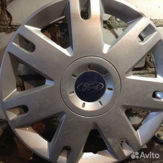 Колпаки на колеса Ford R15