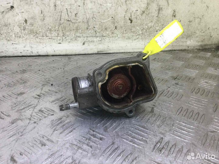 Корпус термостата Mercedes C-klasse a6462000715 64