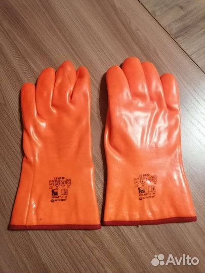 Перчатки резиновые теплые