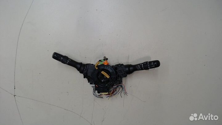 Переключатель поворотов и дворников Toyota RAV 4