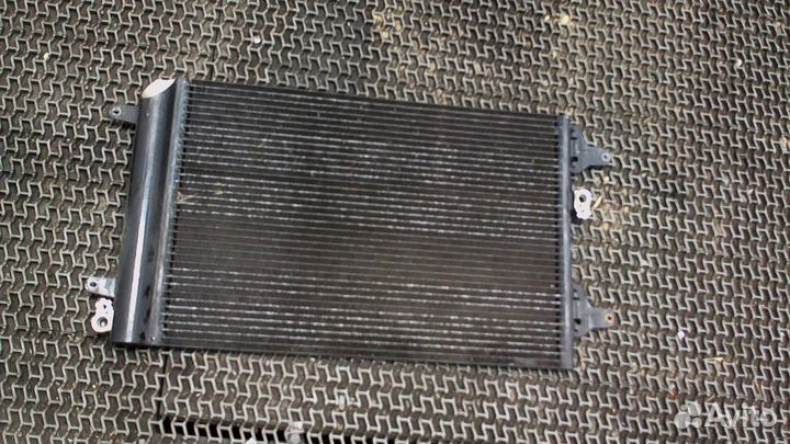 Радиатор кондиционера Volkswagen Sharan, 2001