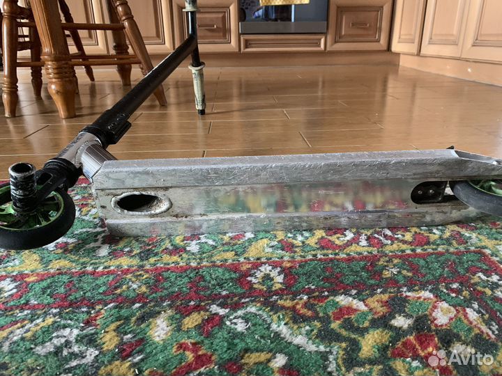 Трюковой самокат