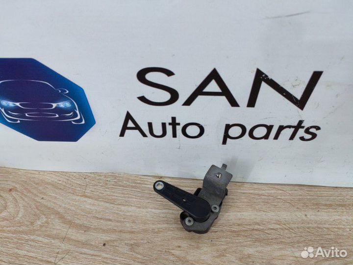 Датчик высоты дорожного просвета Bmw X5 E70