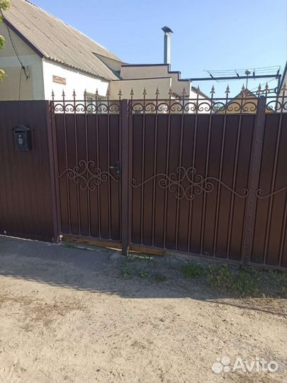 Бригада строителей